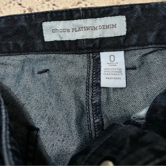 Chico’s Platinum Denim Wide Leg Dark Wash Women’s Jeans- size 0(US 4) - Picture 2 of 7